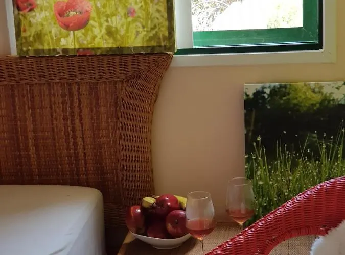 Pensionat The Poppies - 100m Ocean - Private Spaces *