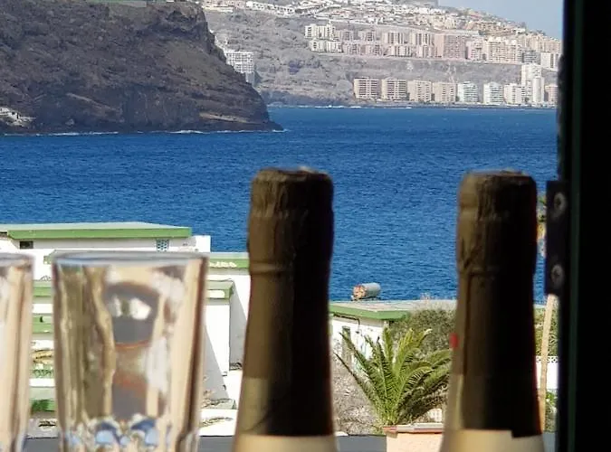 Pensionat The Poppies - 100m Ocean - Private Spaces Candelaria