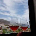 Guest house The Poppies - 100m Ocean - Private Spaces Candelaria