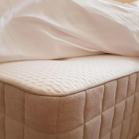 The Poppies - 100m Ocean - Private Spaces *