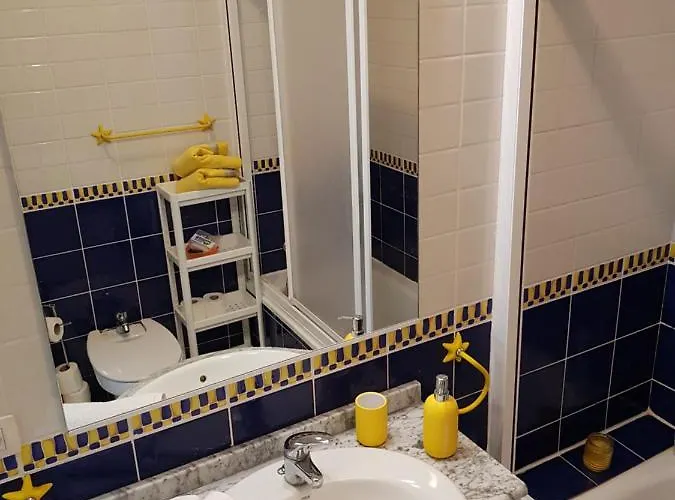 The Poppies - 100m Ocean - Private Spaces * 칸델라리아