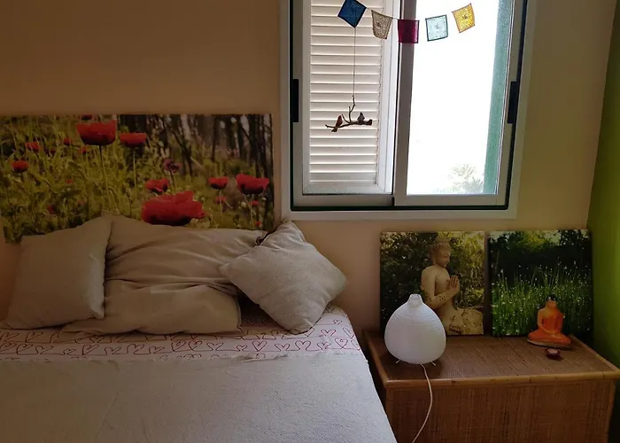 The Poppies - 100m Ocean - Private Spaces Vendégház *