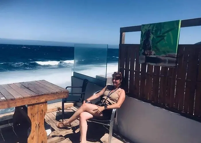 The Poppies - 100m Ocean - Private Spaces Pensión *