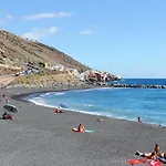 The Poppies - 100m Ocean - Private Spaces Pensjonat Candelaria