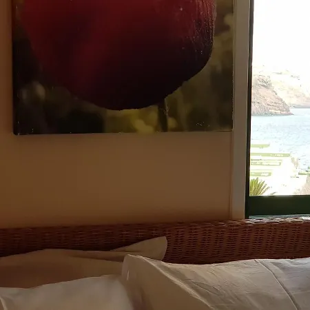 Guest house The Poppies - 100m Ocean - Private Spaces Candelaria